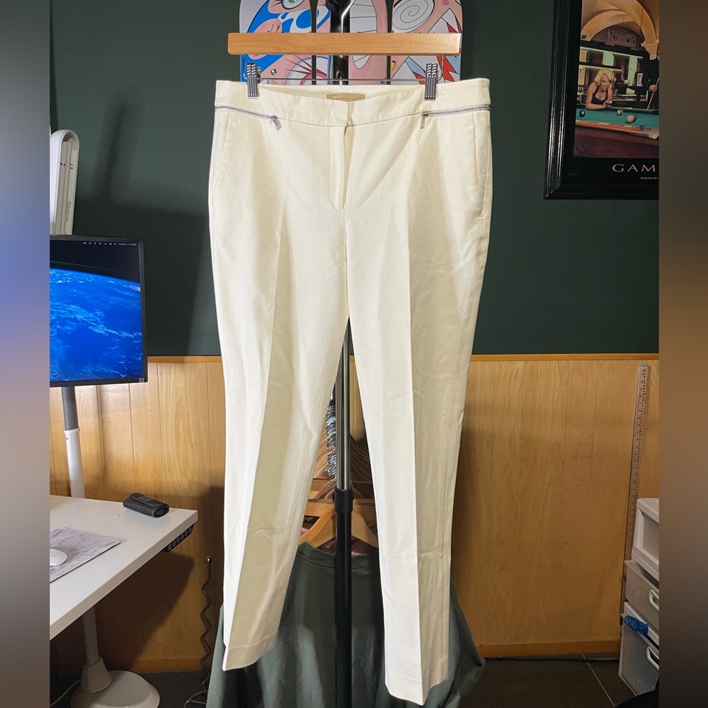Michael Kors womans Light Cream Dress Pants zippers size 12